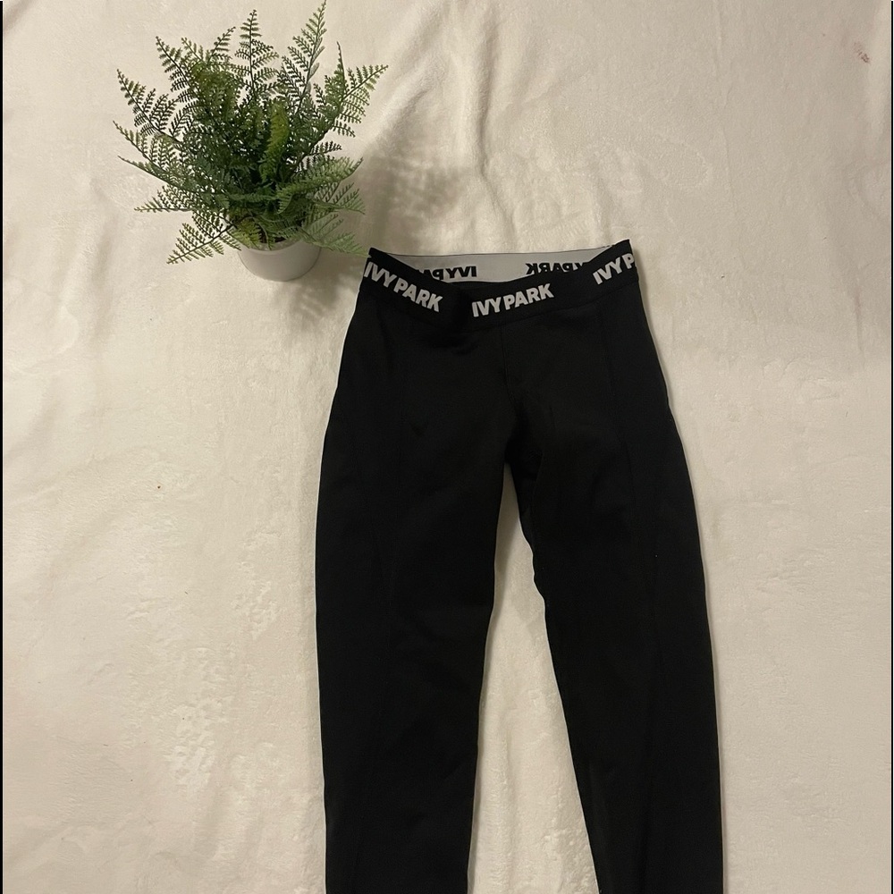 Ivy Park cropped leggings